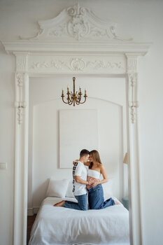 sesja ciążowa / noworodkowa  w domu u klienta lub w wynajętym studio w Warszawie 