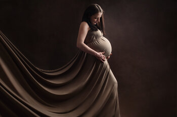 Sesja ciążowa w studio