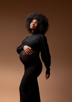 Maternity studio OR outdoor