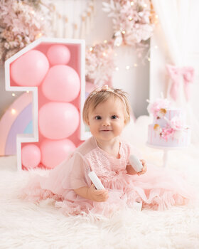 Sesja urodzinowa dla dziewczynki