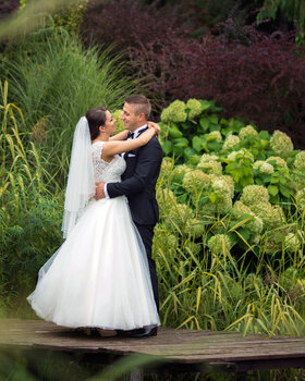 Plenerowa sesja ślubna w Warszawie