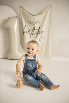 Wyjątkowe 1 urodziny - STUDYJNA SESJA ROCZKOWA