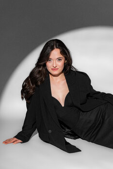 SESJA KOBIECA W STUDIO  