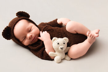 SESJA NOWORODKOWA (STUDIO)