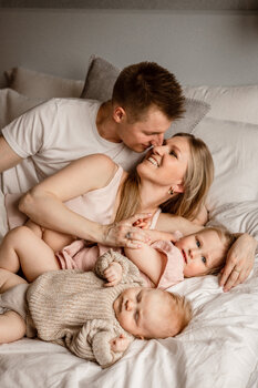 Sesja noworodkowa, ciążowa, rodzinna domowa/ w studio