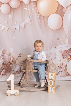 Sesja urodzinowa dziewczynki