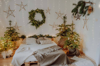 Sesja w świątecznym pokoju