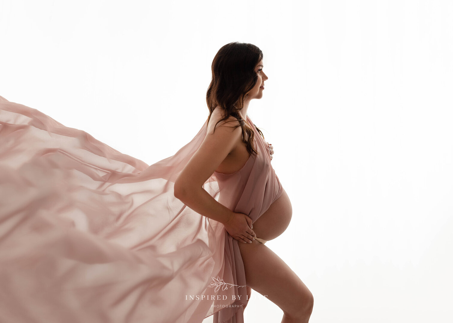 MATERNITY PHOTO SESSION