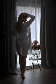 Sensual/Delicate Photosession