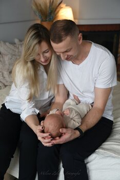 Sesja noworodkowa w studio / w domu klienta