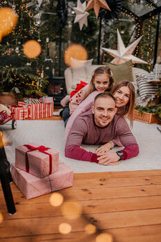 Warszawa Wawer  - sesja  świąteczna w szklarni "KADRY NA JEZIOROWEJ" 2025