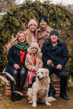 Warszawa Wawer  - sesja  świąteczna w szklarni "KADRY NA JEZIOROWEJ" 2025