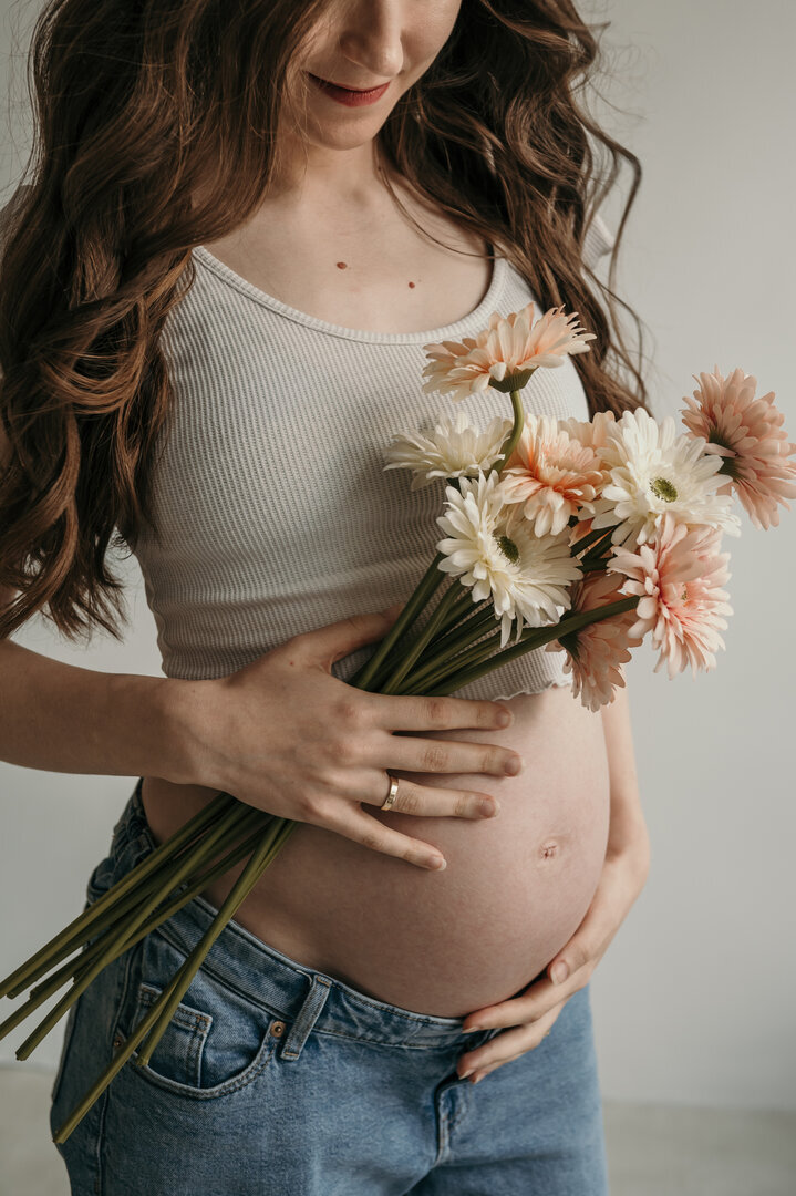 Sesja ciążowa - w studio, w domu lub w plenerze
