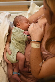 Sesja noworodkowa w szpitalu "Pierwsze 48 godzin"