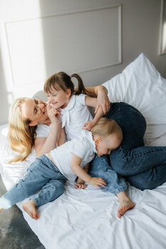 Dzień Mamy 2025 – Sesje pełne miłości i bliskości 