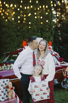 MINI CHRISTMAS SESSION - OUTDOORS CAR 2025 OCTOBER