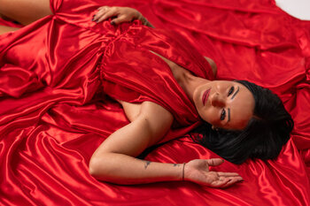 Flying Dress im Studio