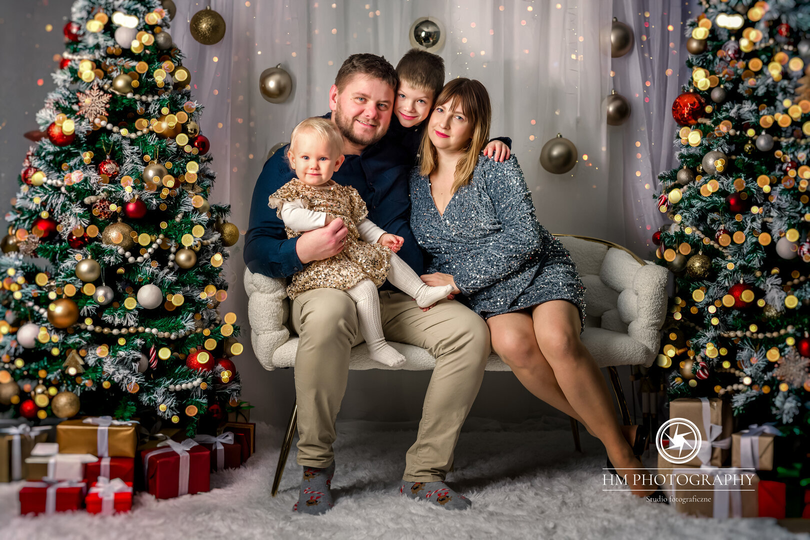 Rodzina podczas sesji świątecznej HM Photography