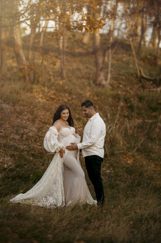 MATERNITY  STUDIO or OUTDOOR