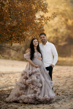 MATERNITY  STUDIO or OUTDOOR