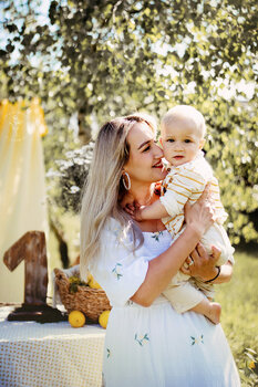 Dzień mamy - plener jabłuszka