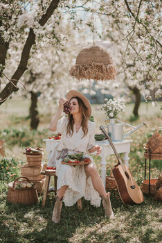 Kwiatowo-owocowe sesje w kwitnącym sadzie czereśniowym! 