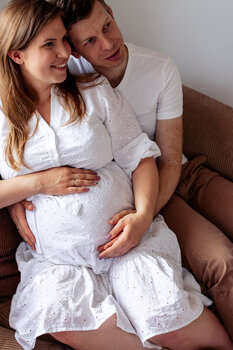 DOMOWA SESJA CIĄŻOWA