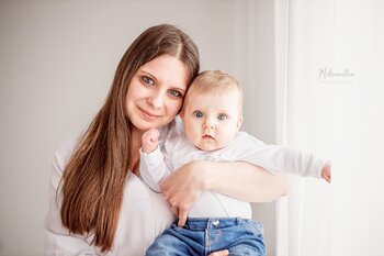 Sesja rodzinna/ciążowa w studiu