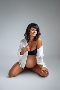 sesja brzuszkowa- STUDIO