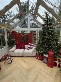 Dla Fotografa Biała duża szklarnia - Święta 2025