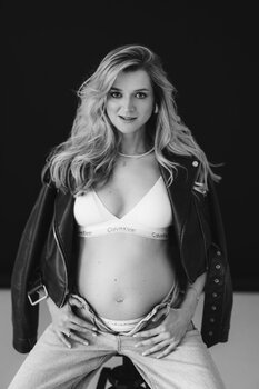 SESJA KOBIECA W STUDIO