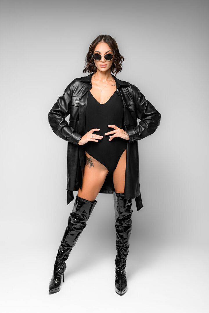 SESJA KOBIECA W STUDIO  