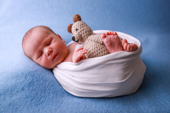 SESJA NOWORODKOWA (STUDIO)