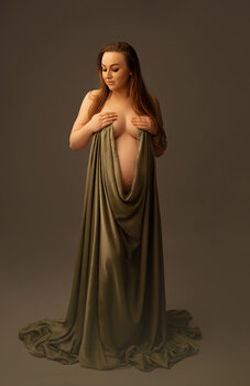 PREGNACY SESSION - STUDIO
