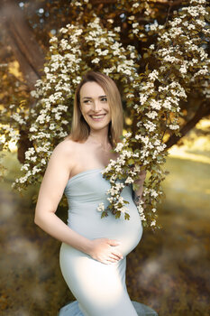 PREGNACY SESSION- OUTDOOR 