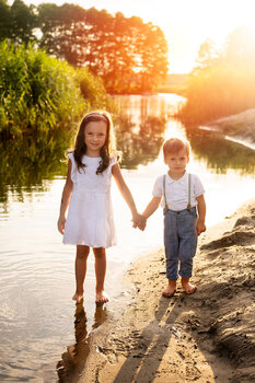 Sesje nad jeziorem lub rzeką o zachodzie słońca! lipiec-sierpień