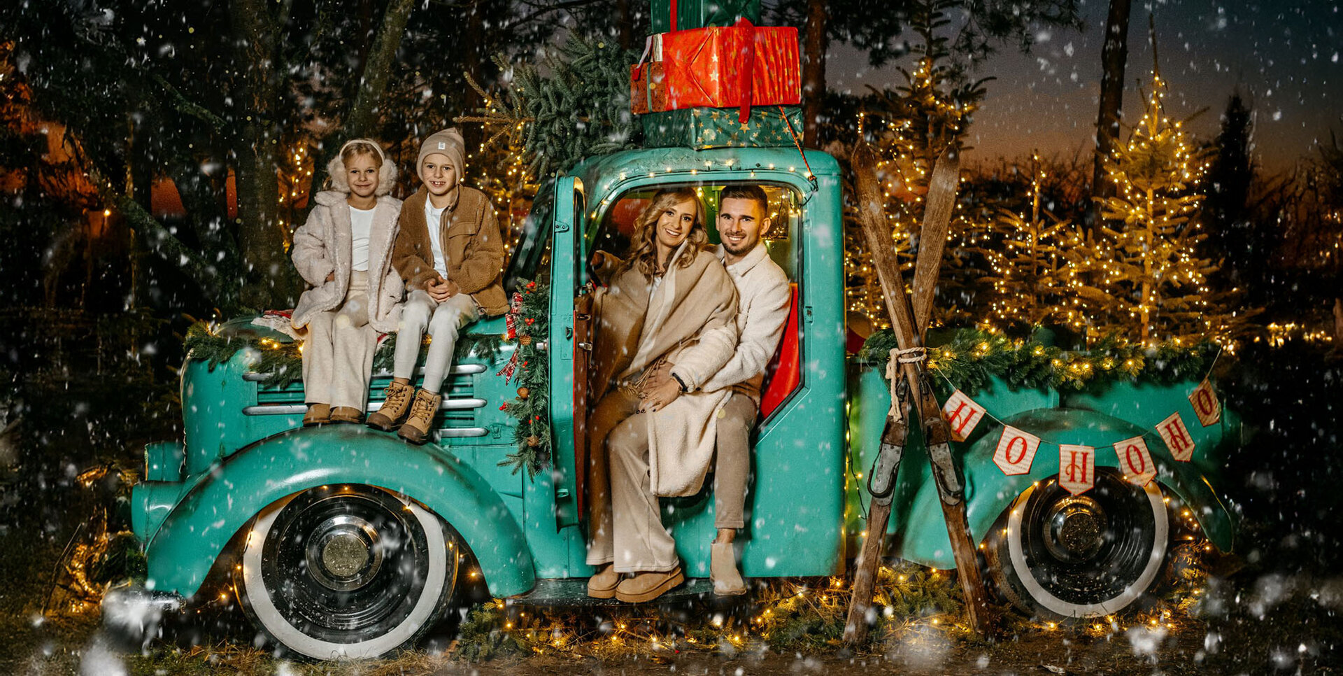🎄 Zimowe sesje w świątecznej szklarni + pickup + SANIE 🎄